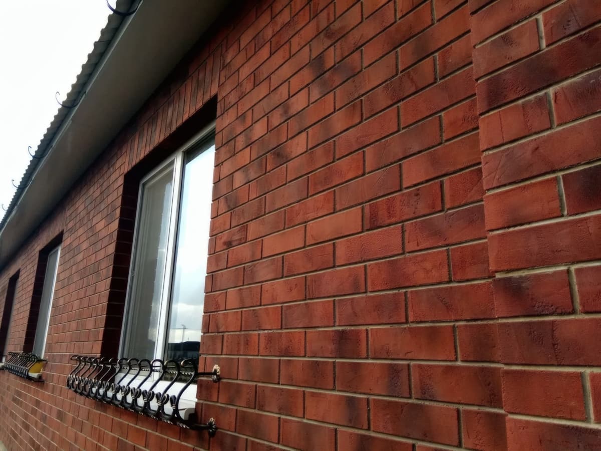 Отделка мягким кирпичом